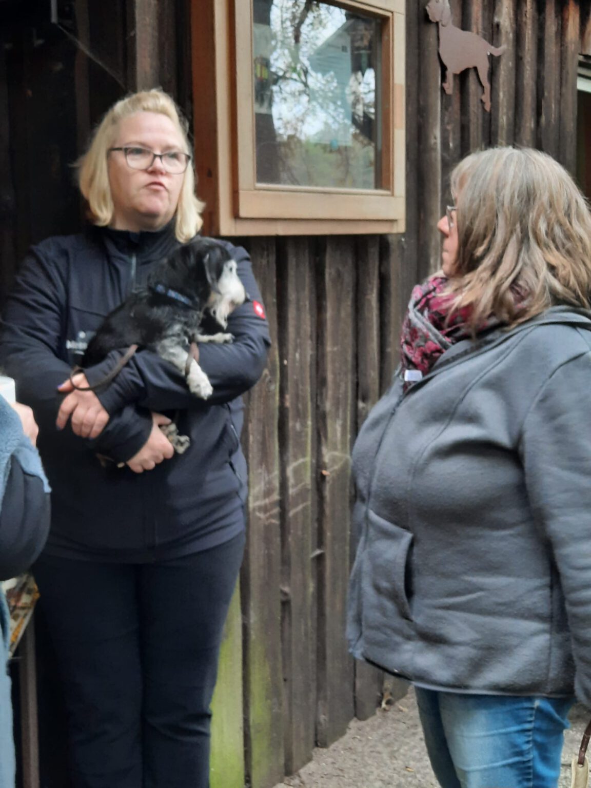 56123102-6f91-453e-b0c7-b6776839b0d3